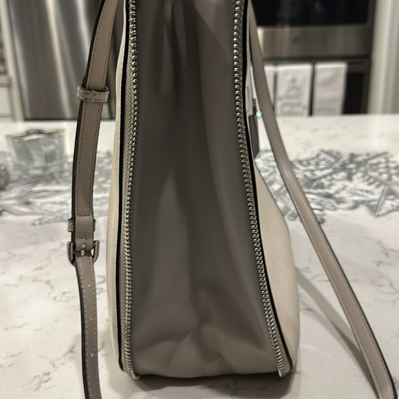 Calvin Klein Purse - Picture 4 of 6